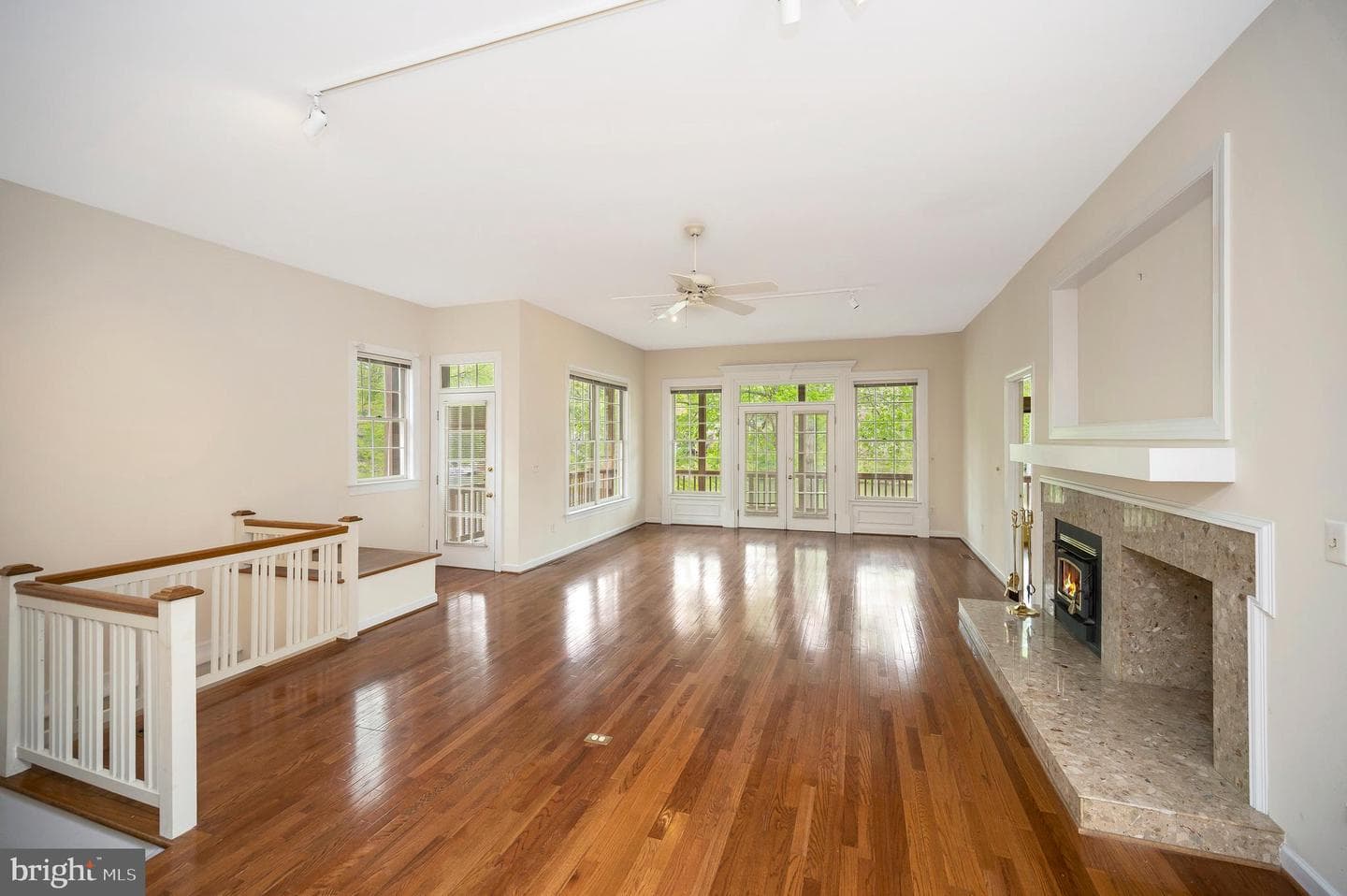 141 Larkspur Lane photo 32