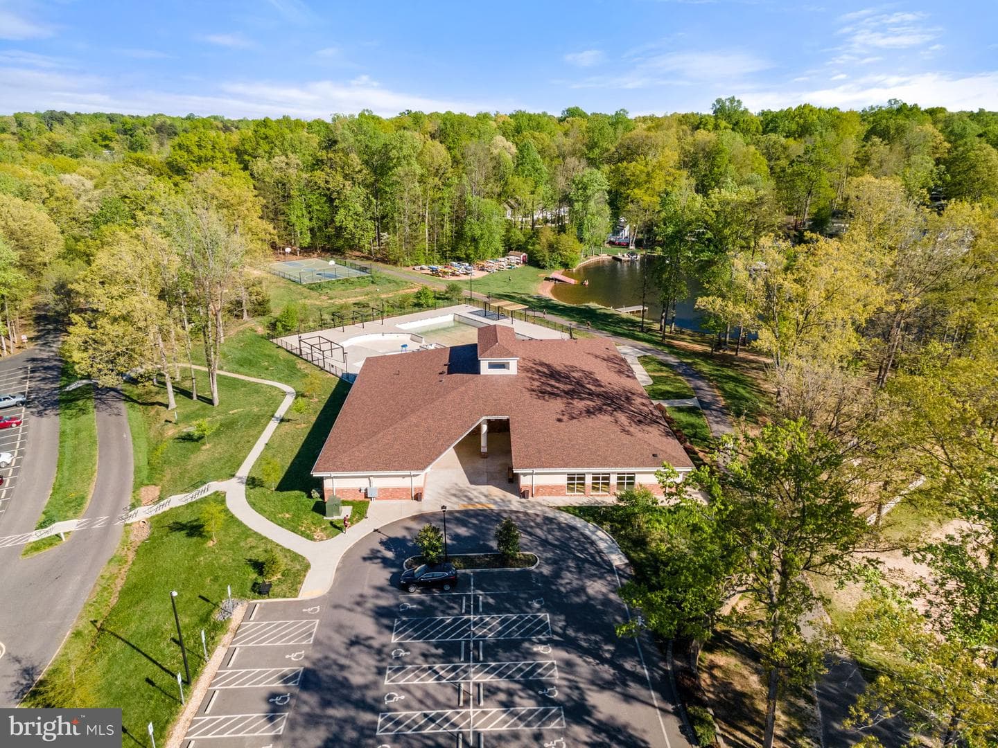 152 Edgemont Circle photo 53