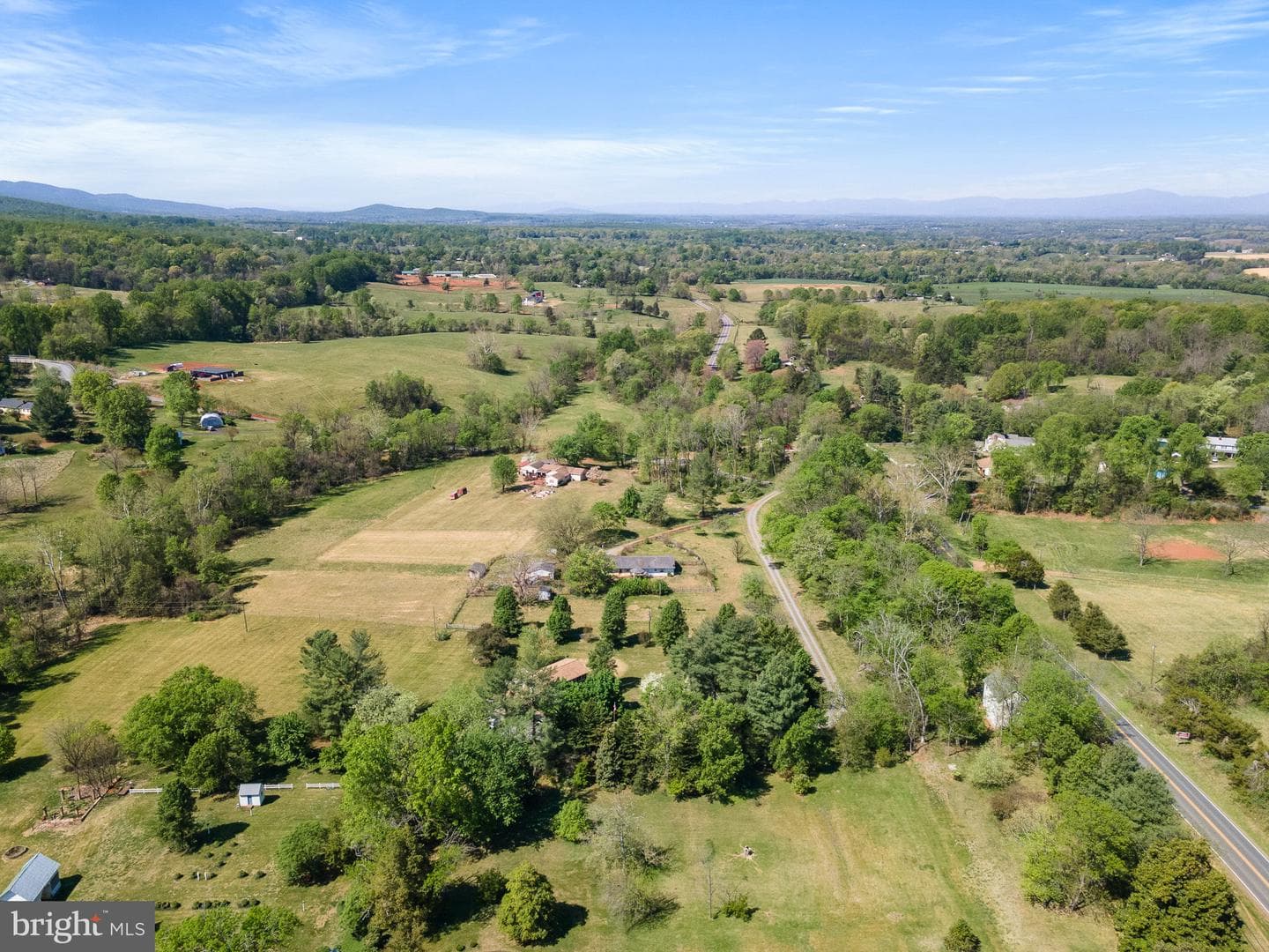 12101 Greenwood Road photo 38