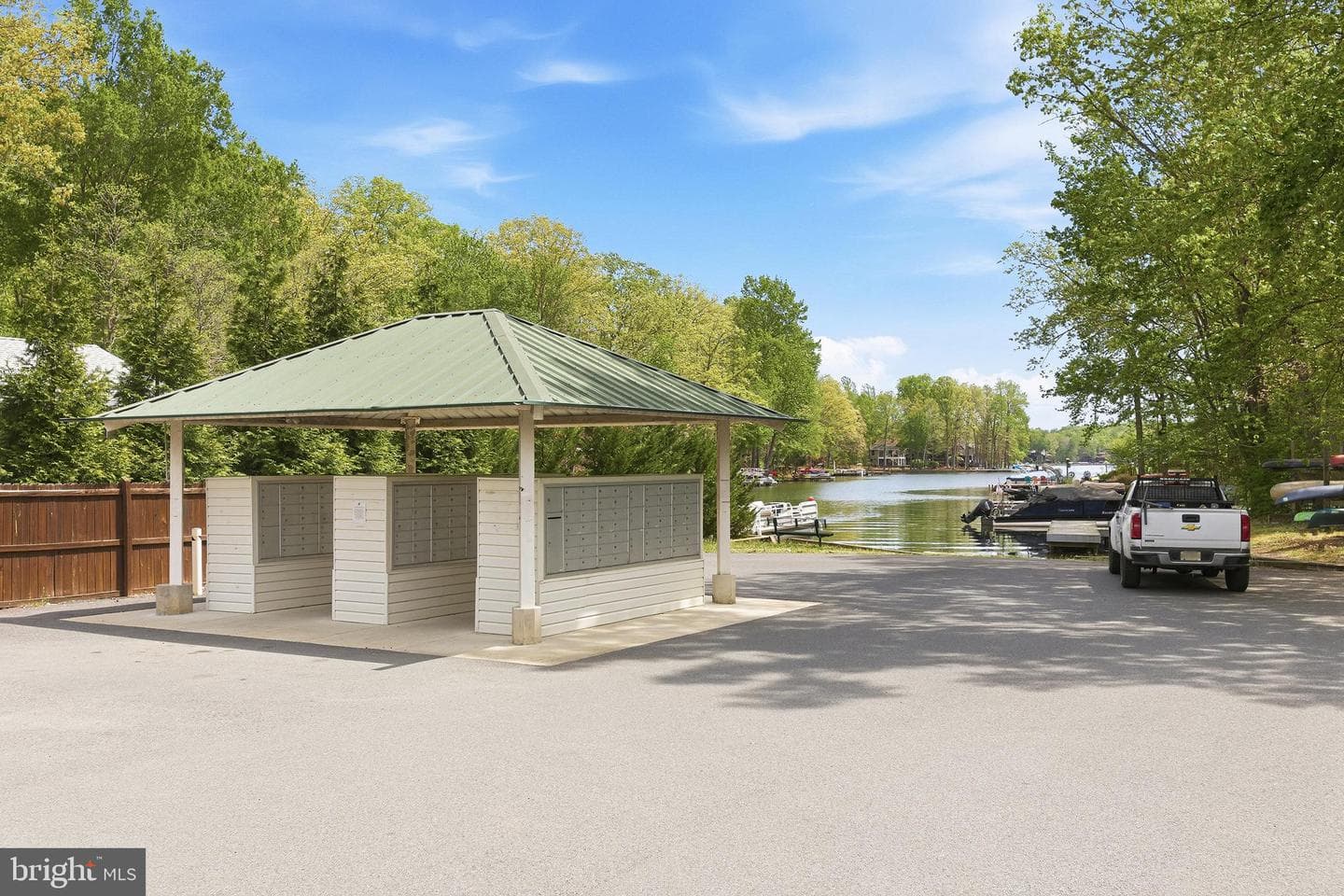 107 Sunset Court photo 27