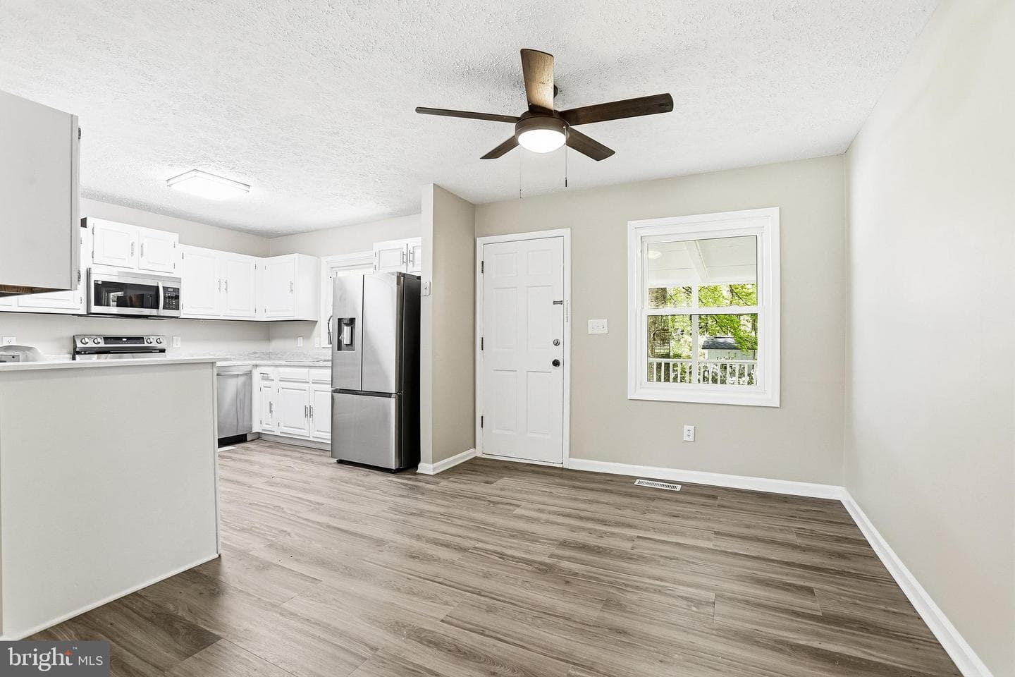 107 Sunset Court photo 9