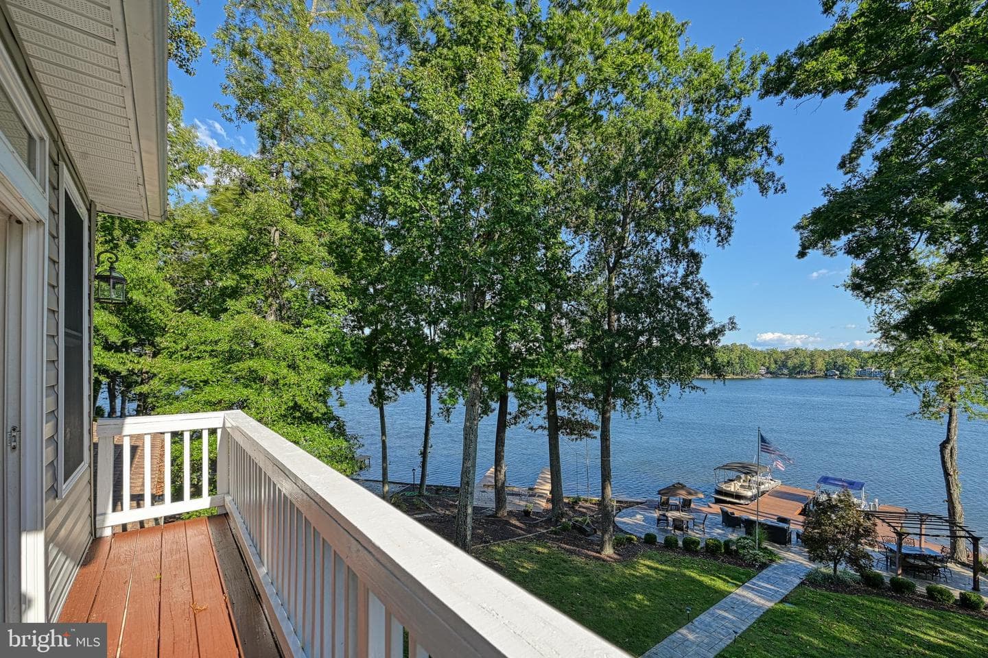 614 Cornwallis Avenue photo 40