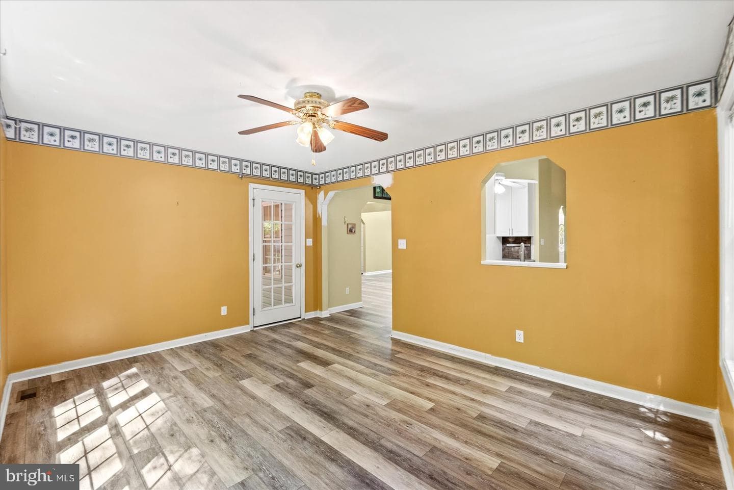 220 Creekside Drive photo 7