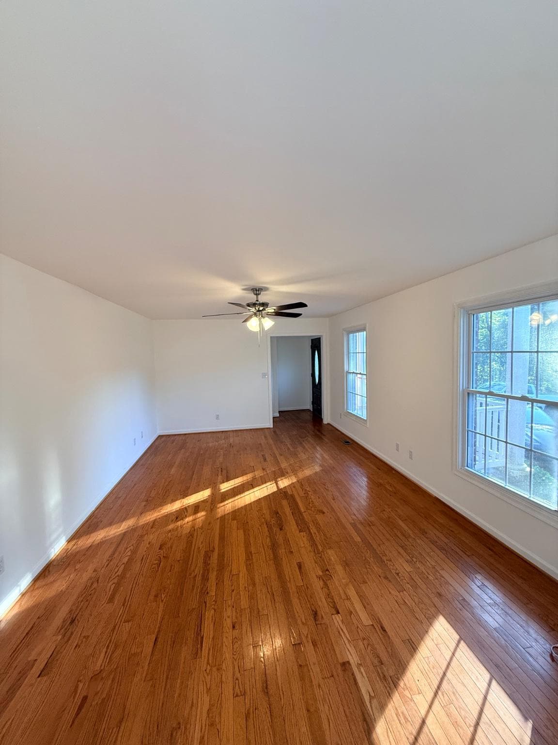 9383 Petersburg Lane photo 6