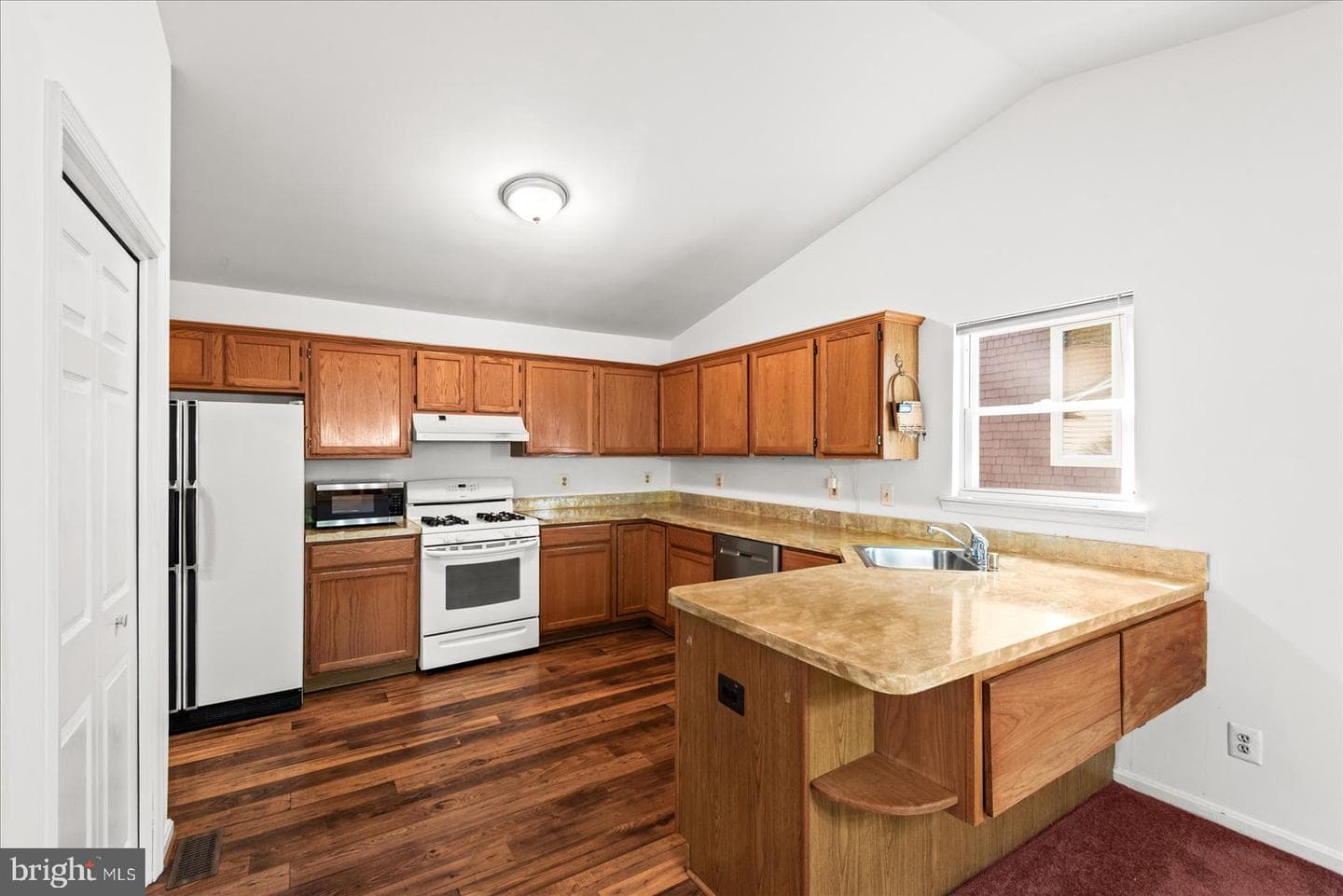 130 Green Street photo 15