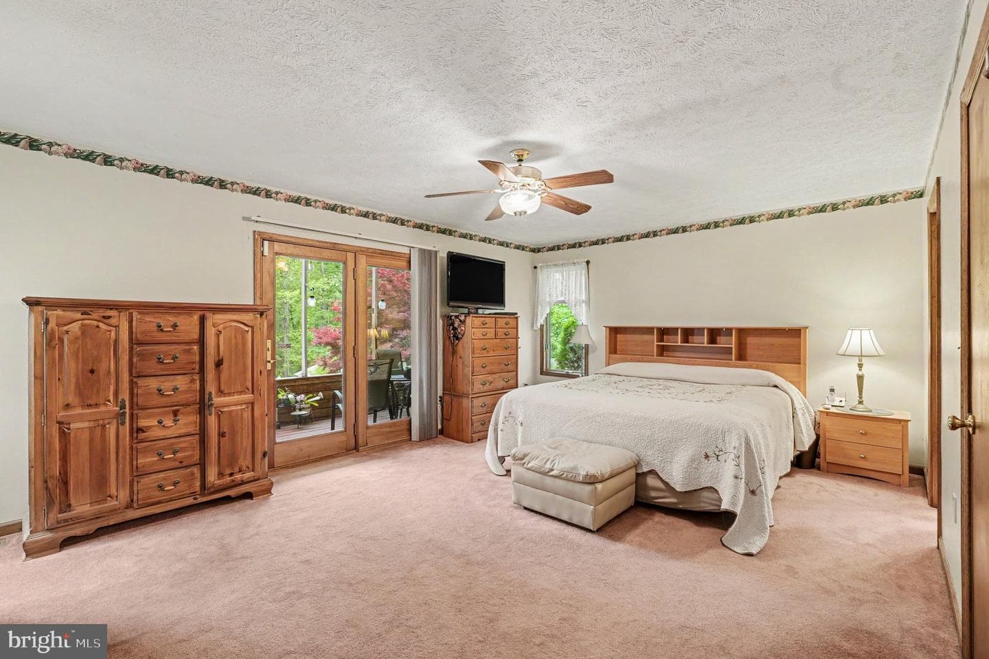 12533 Apple Lane photo 11