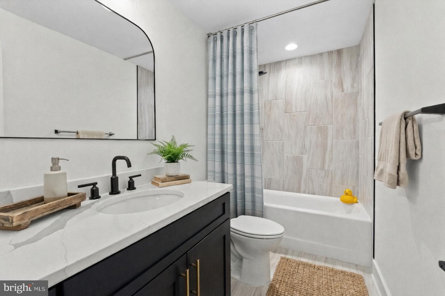 26416 Isabelle Dr photo 21