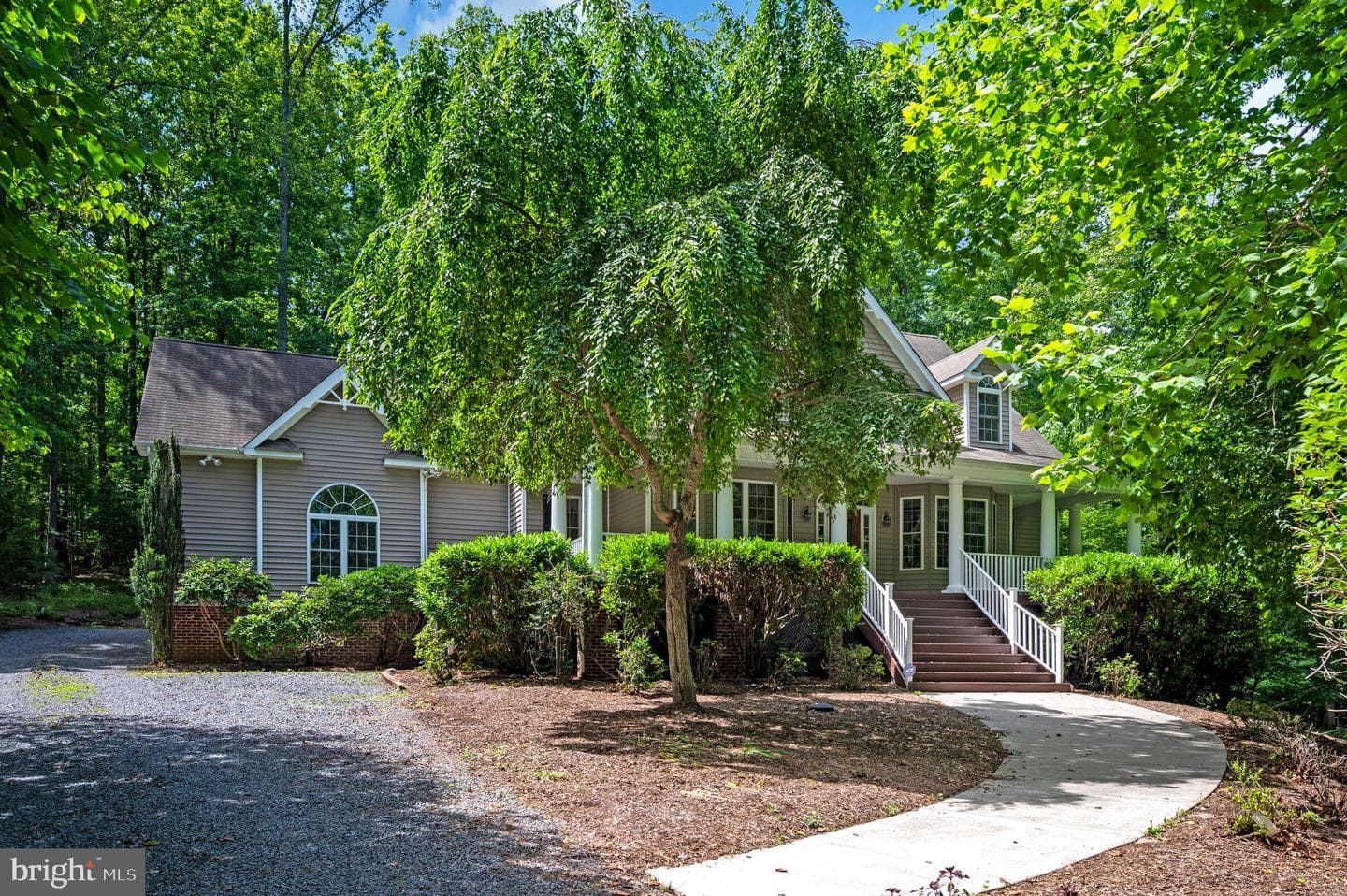 909 Eastover Parkway photo 3