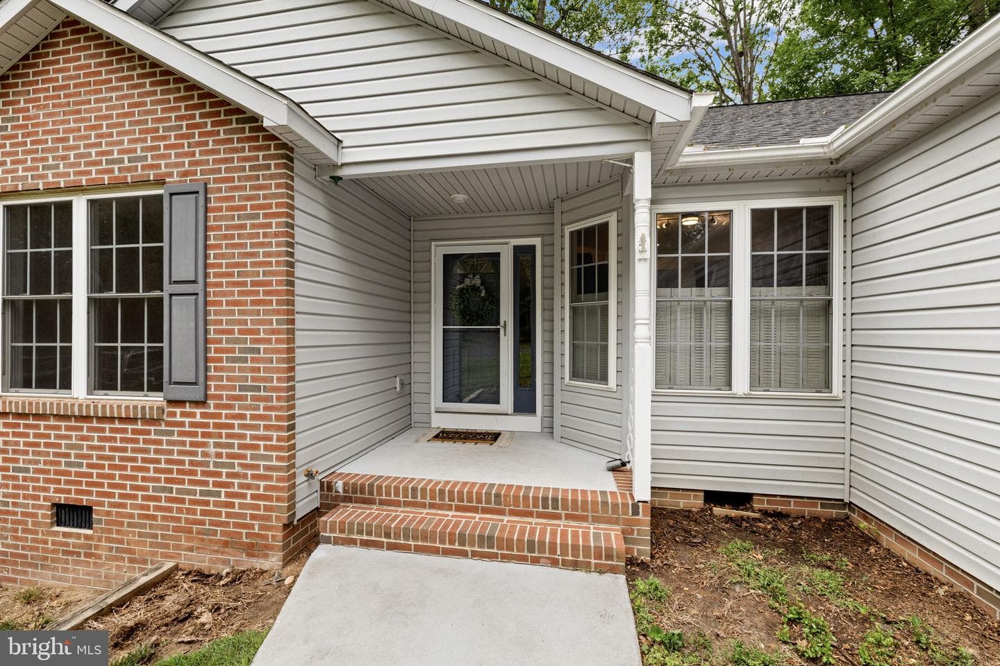 104 Federal Road photo 2