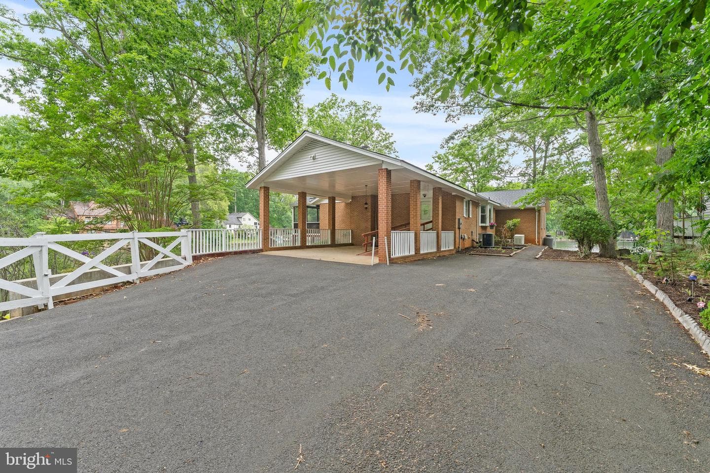 216 Wilderness Lane photo 4