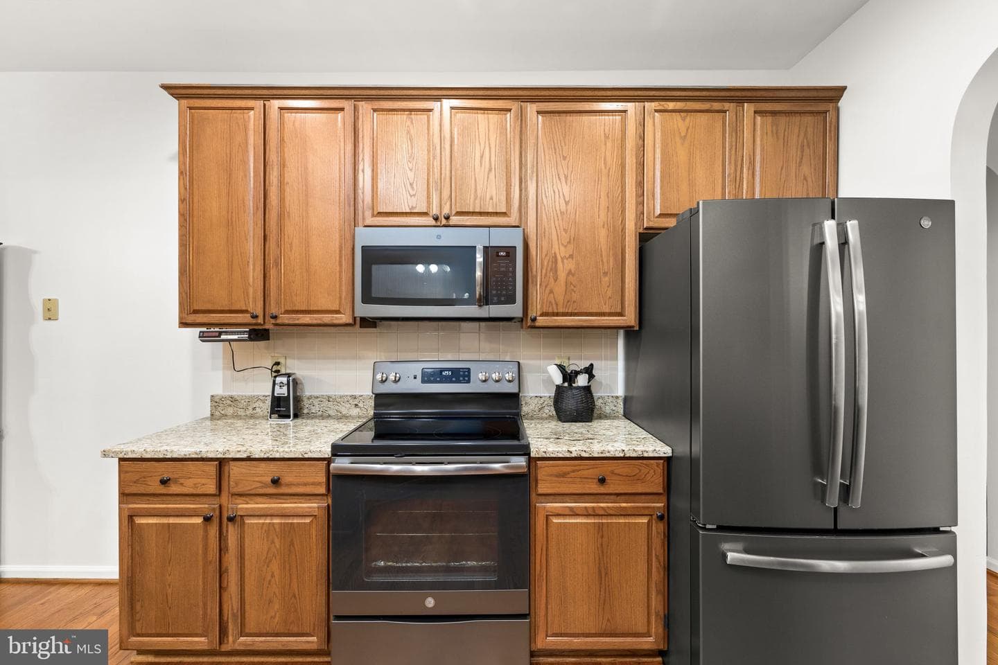 126 Yorktown Boulevard photo 18