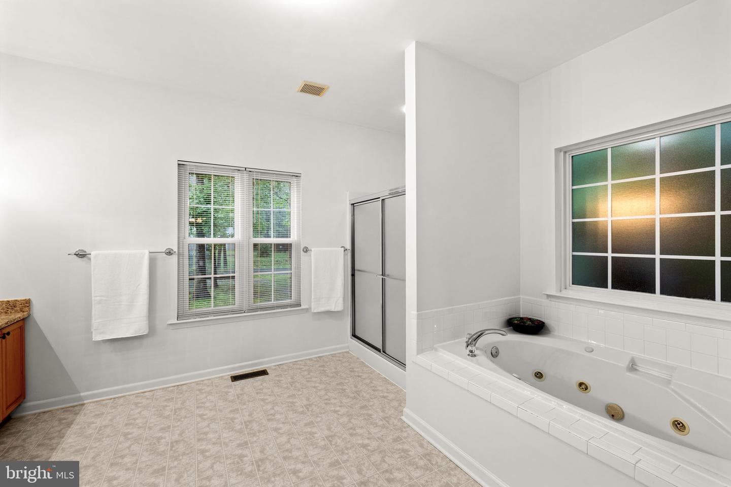 126 Yorktown Boulevard photo 29