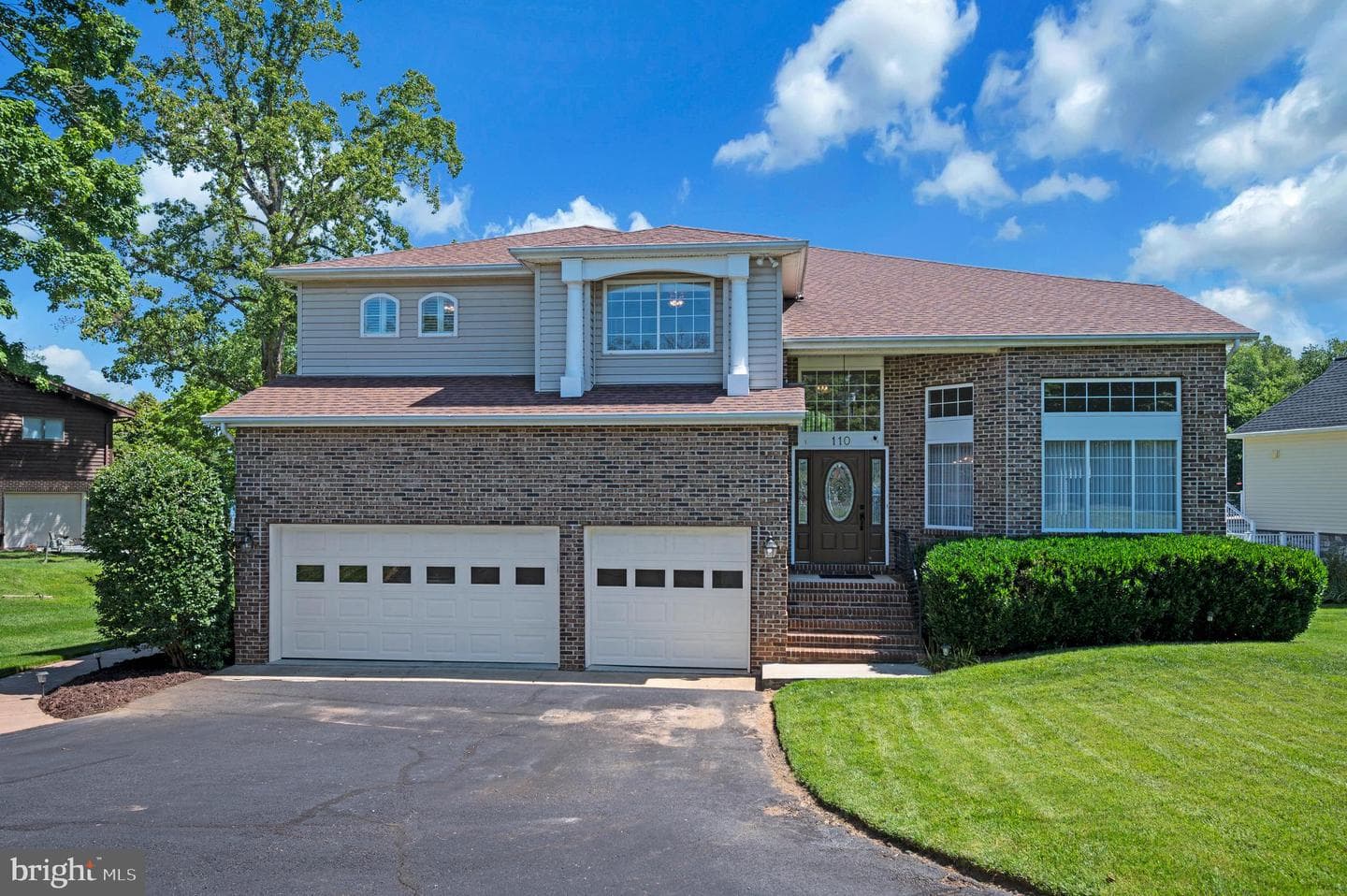 110 Lee Circle photo 4