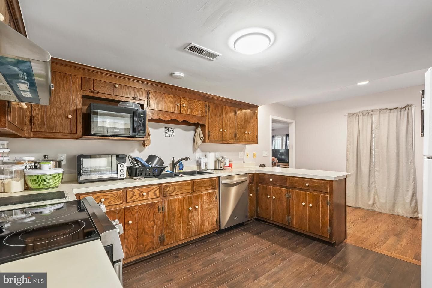 189 Newton Street photo 26