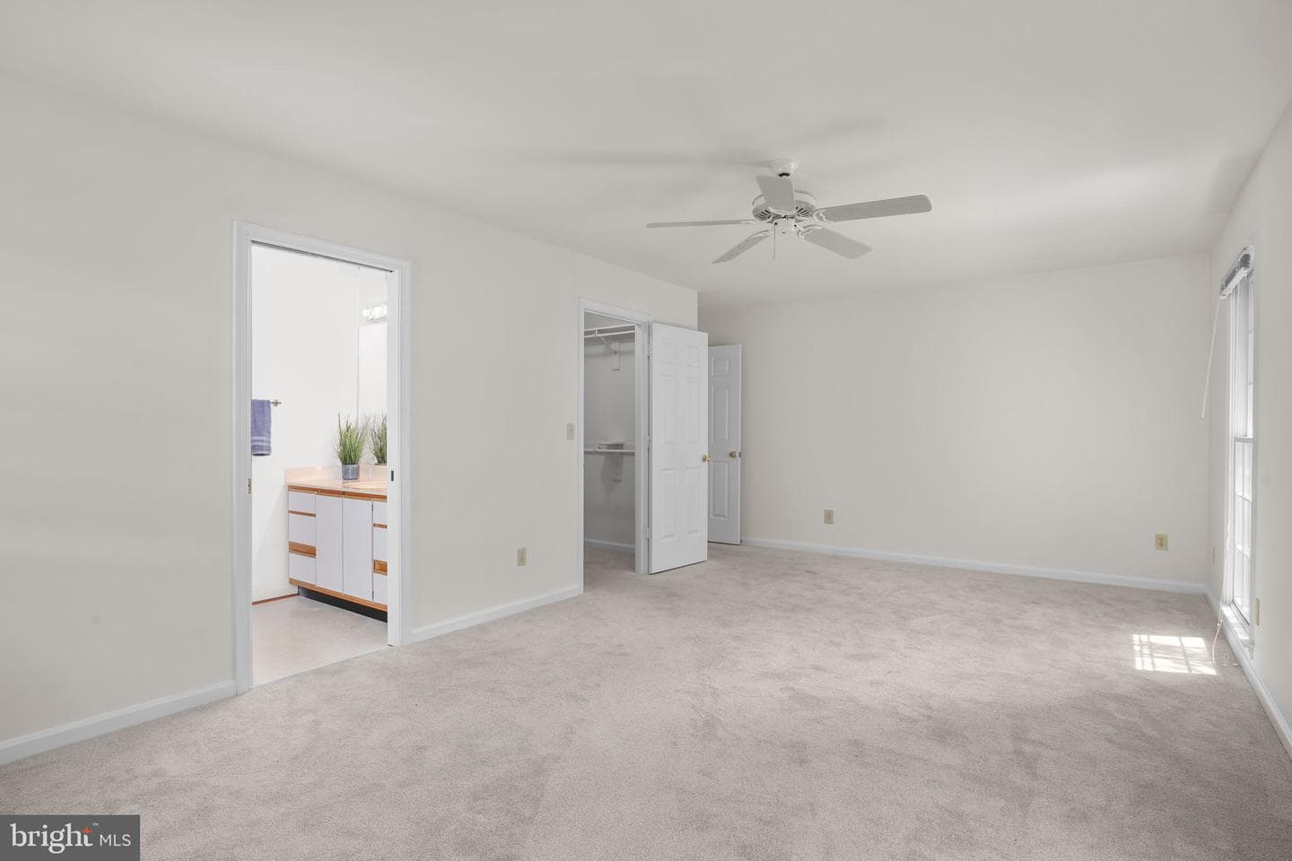 201 Green St photo 37