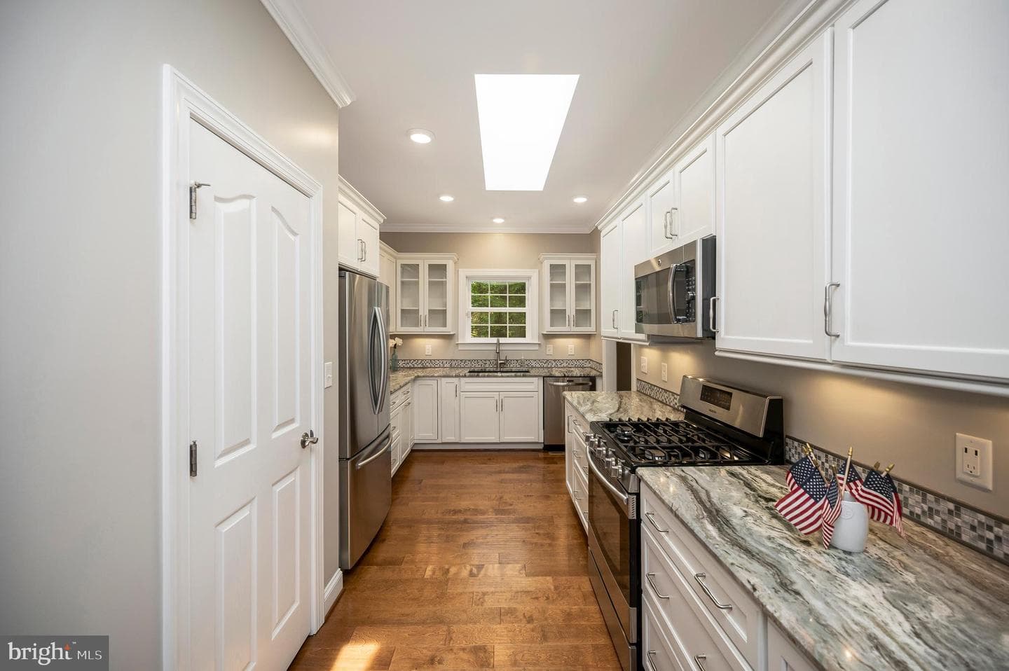 106 Cloverhill Court photo 16