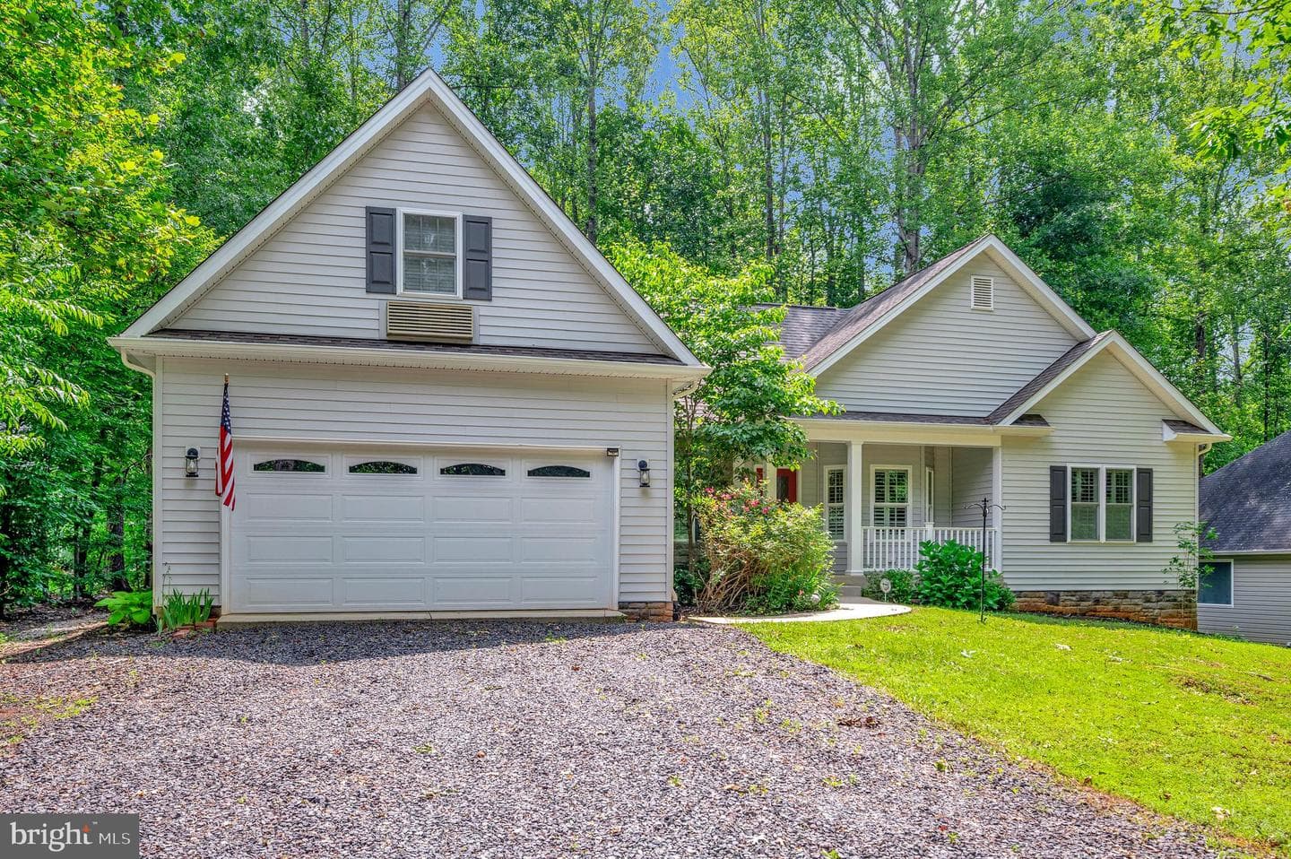 106 Cloverhill Court photo 3