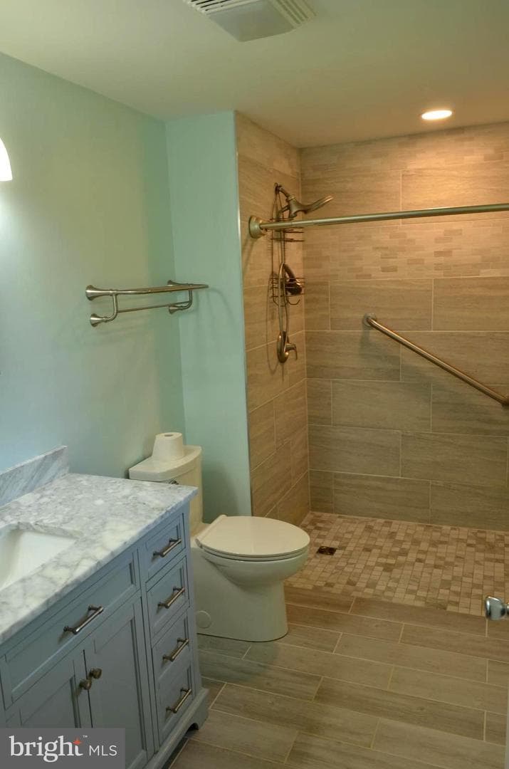 12097 Greenwood Road photo 16