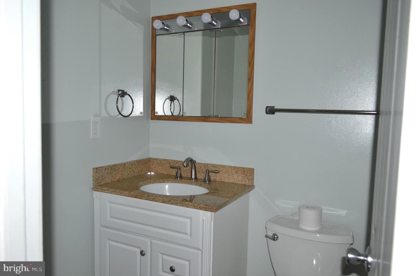 12097 Greenwood Road photo 20