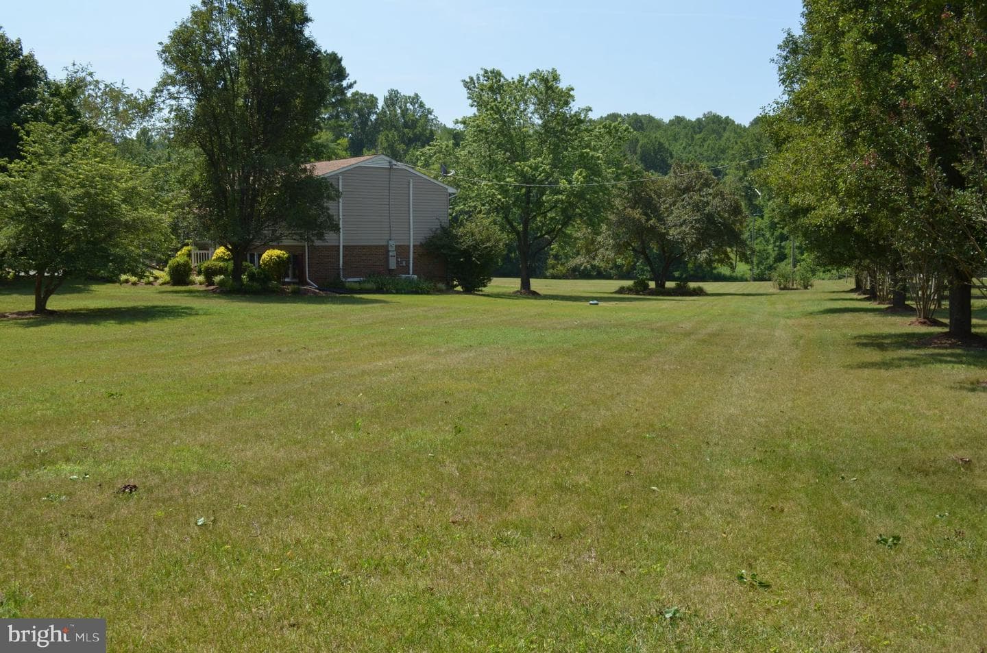 12097 Greenwood Road photo 4