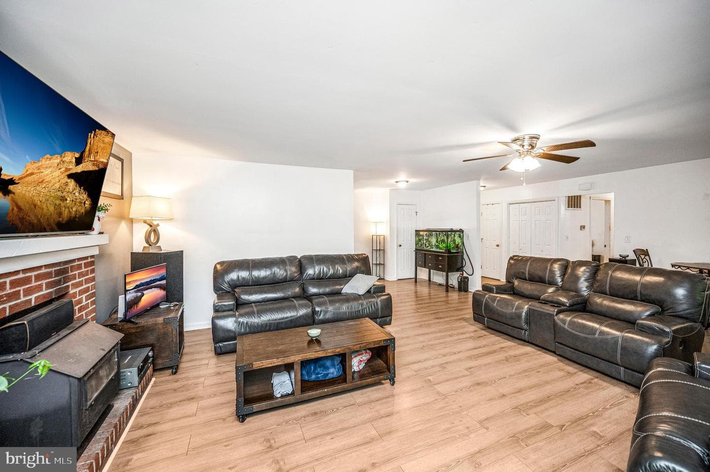 143 Jefferson Avenue photo 15