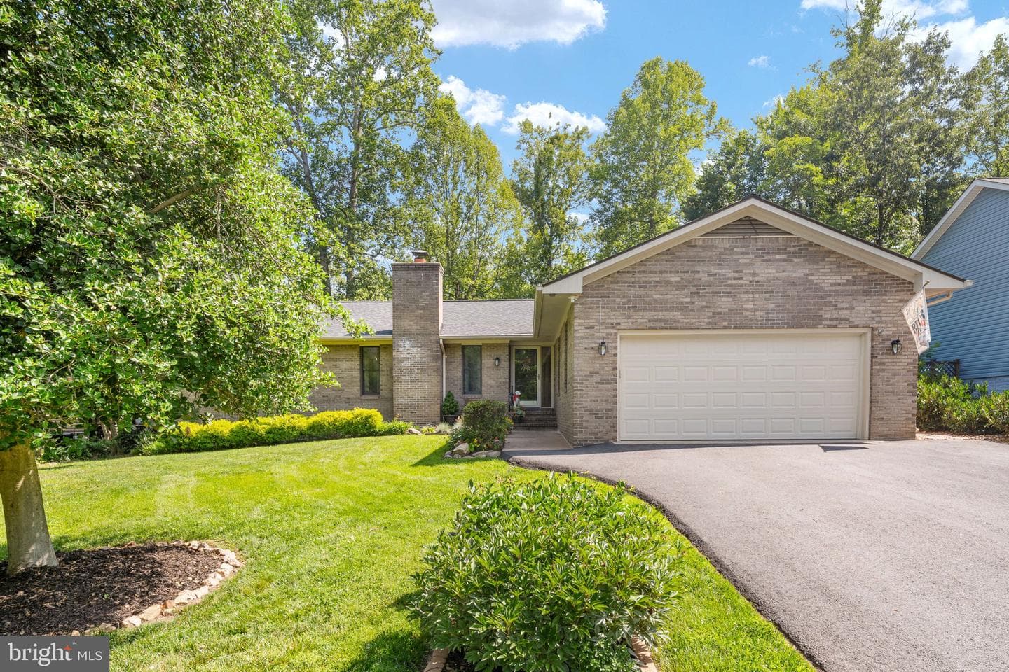 319 Birchside Circle E photo 39