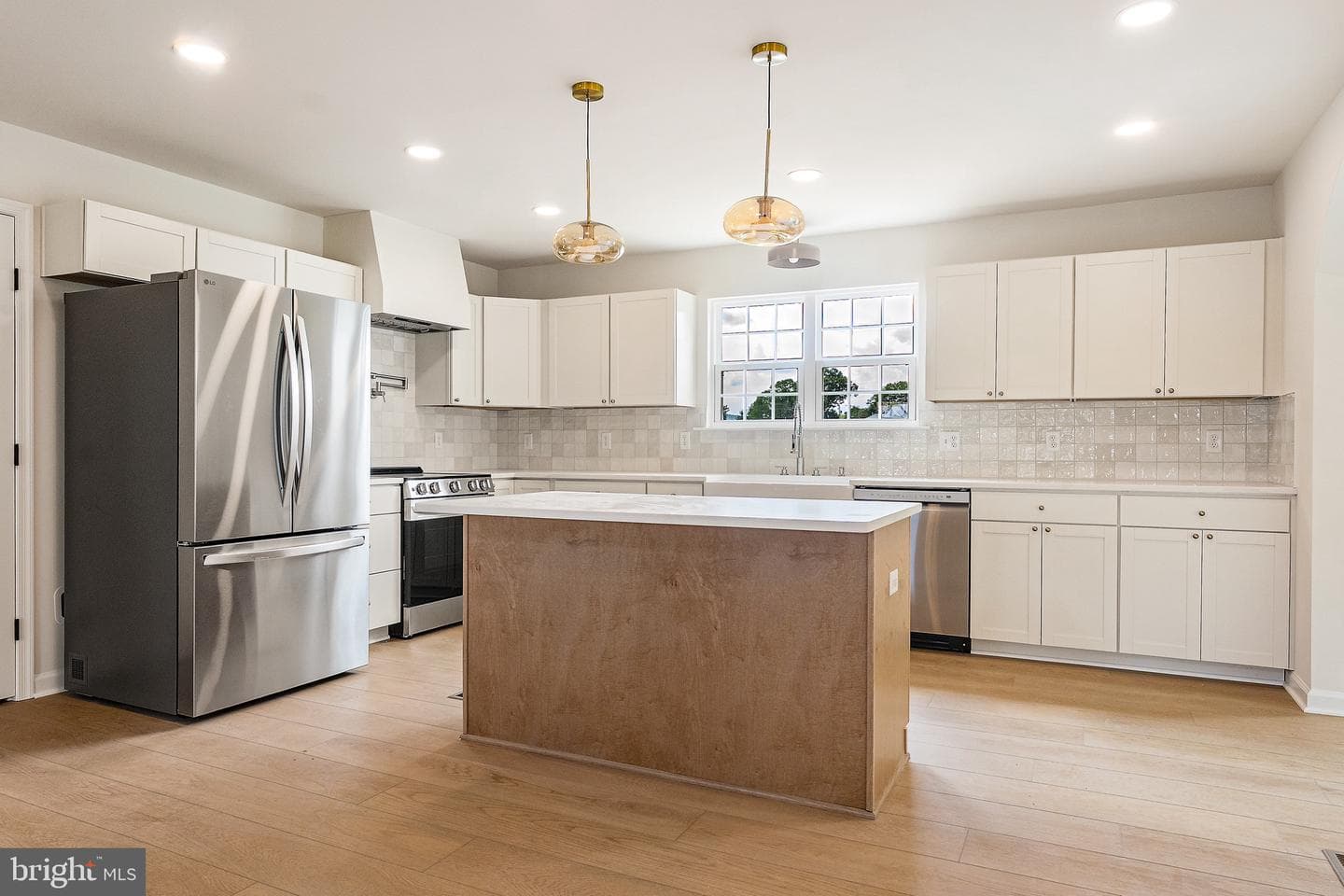 15381 Ridge Road photo 11