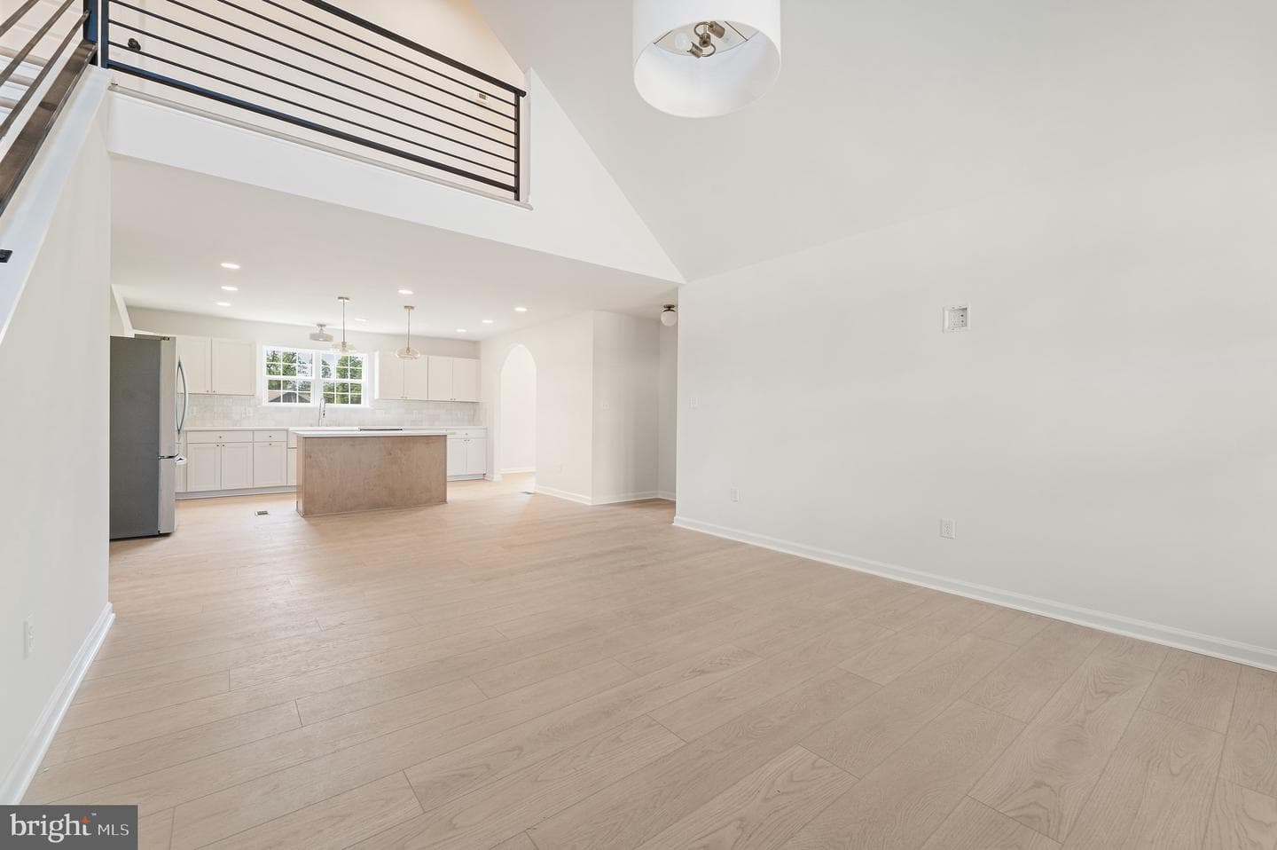 15381 Ridge Road photo 17