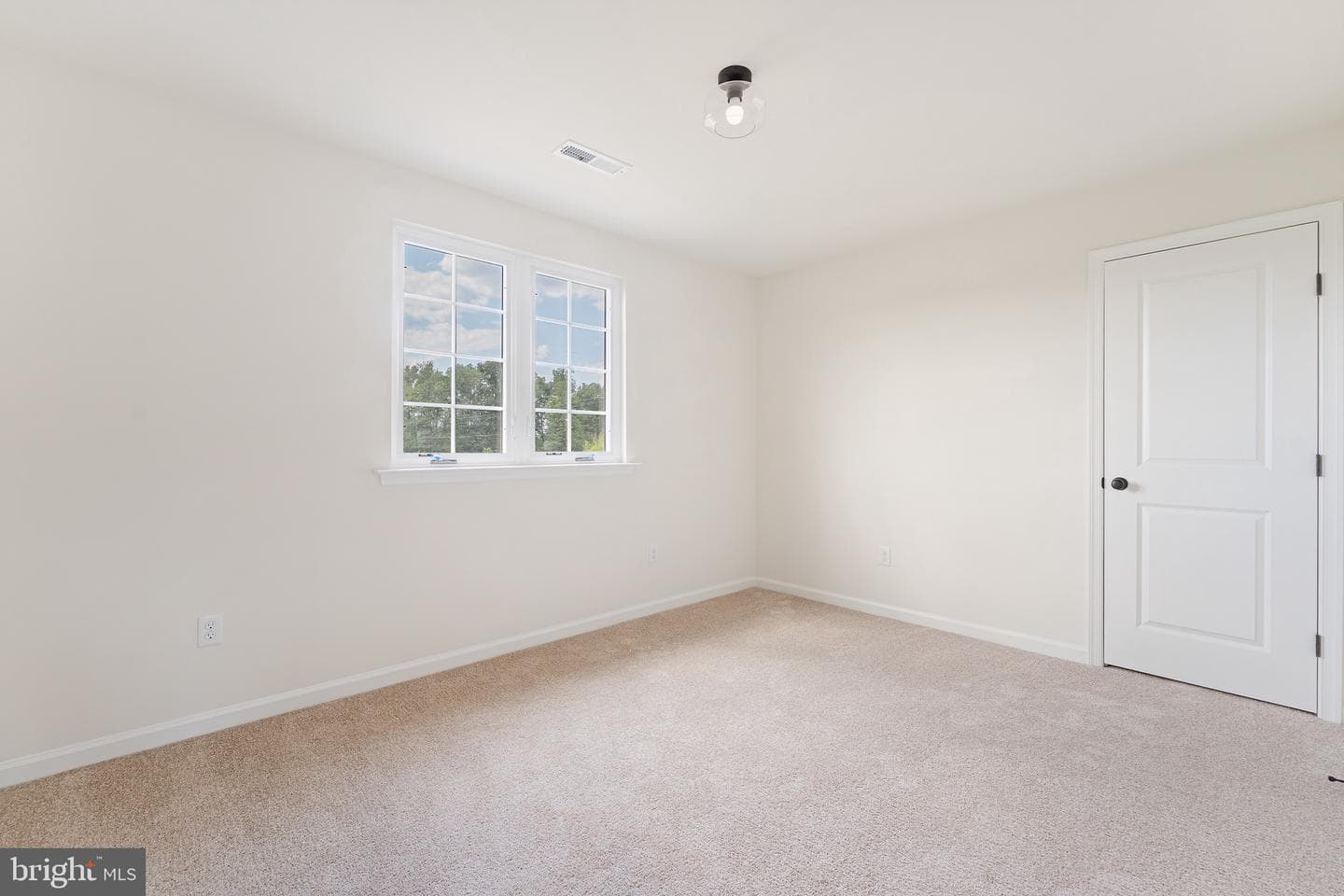 15381 Ridge Road photo 52
