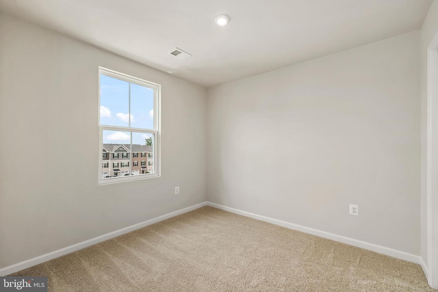 2876 Farzi Circle photo 28
