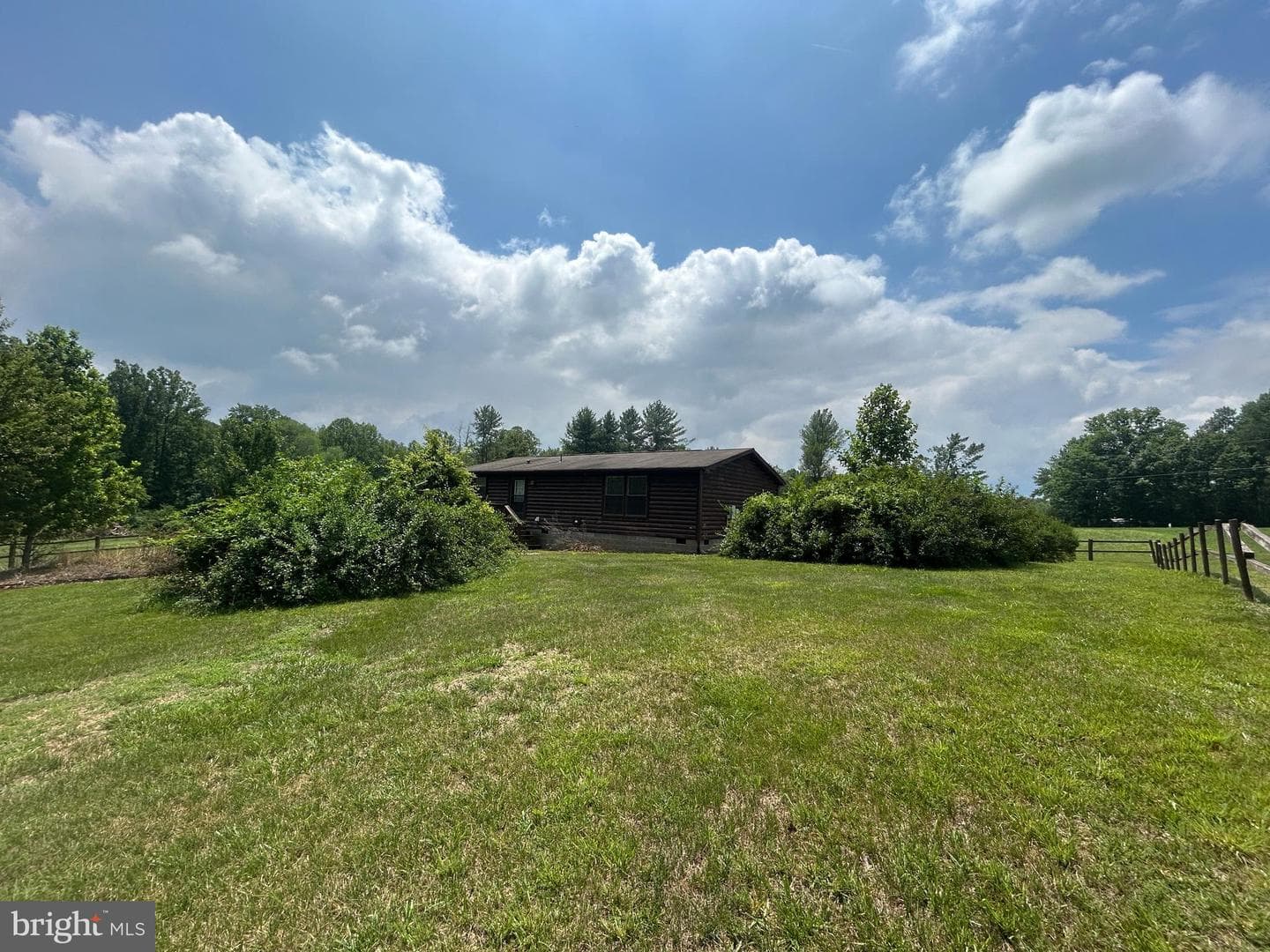 23221 Independence Road photo 37