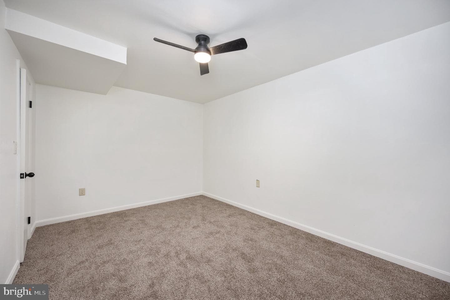 119 Larkspur Ln photo 53