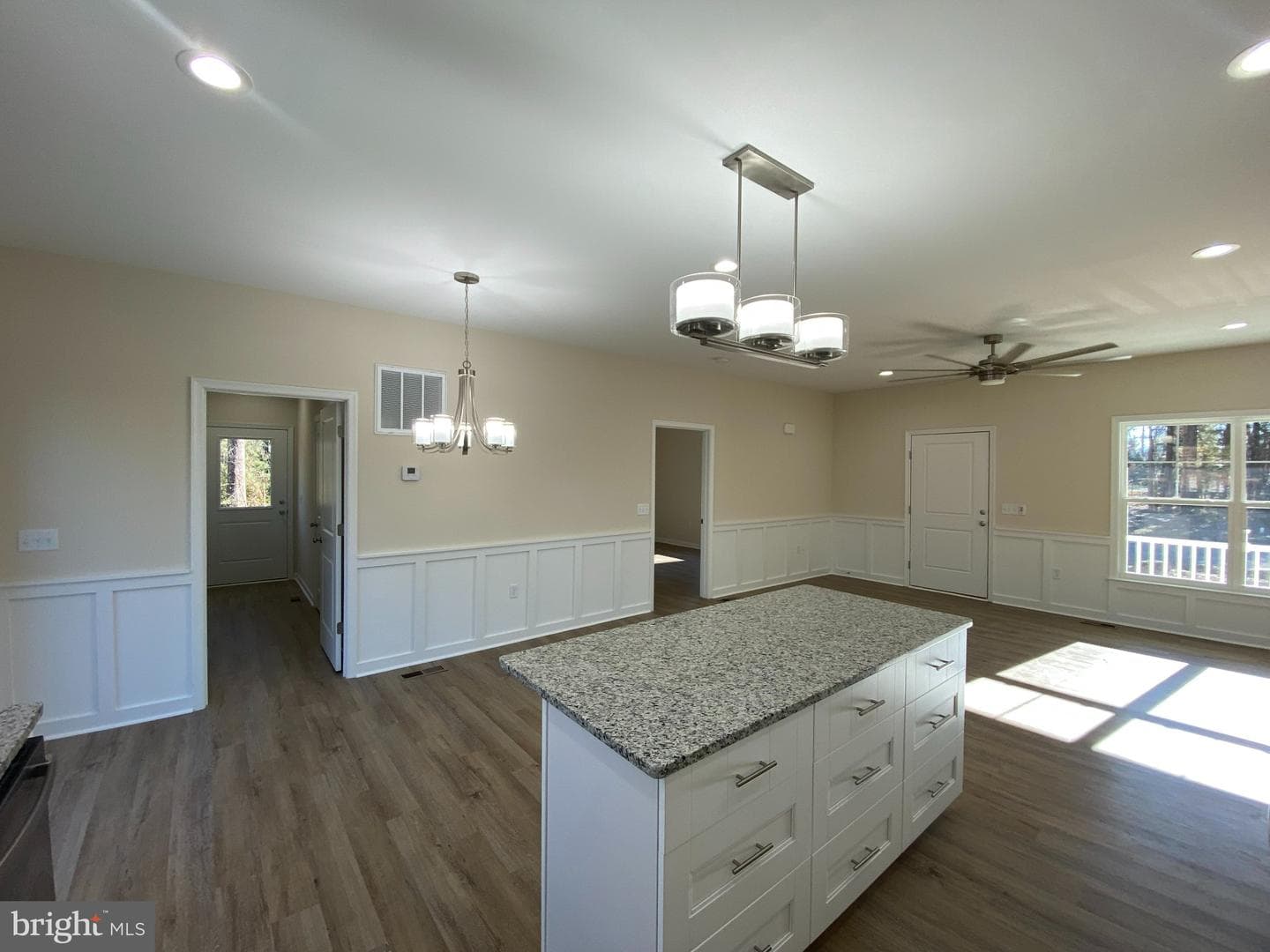 143 Yorktown Boulevard photo 3
