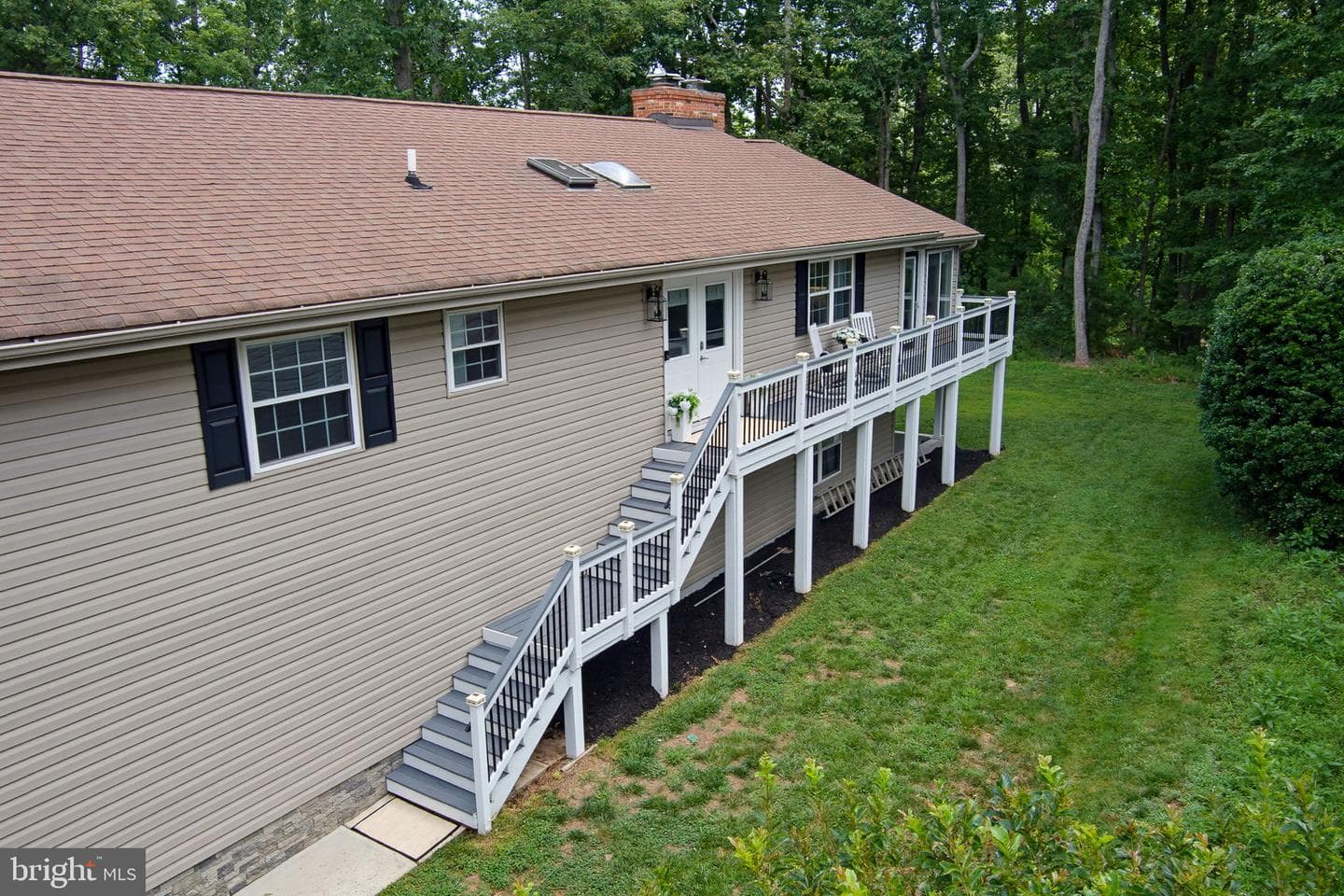 136 Eagle Court photo 8