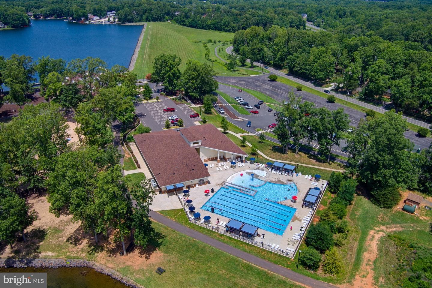 136 Eagle Court photo 83
