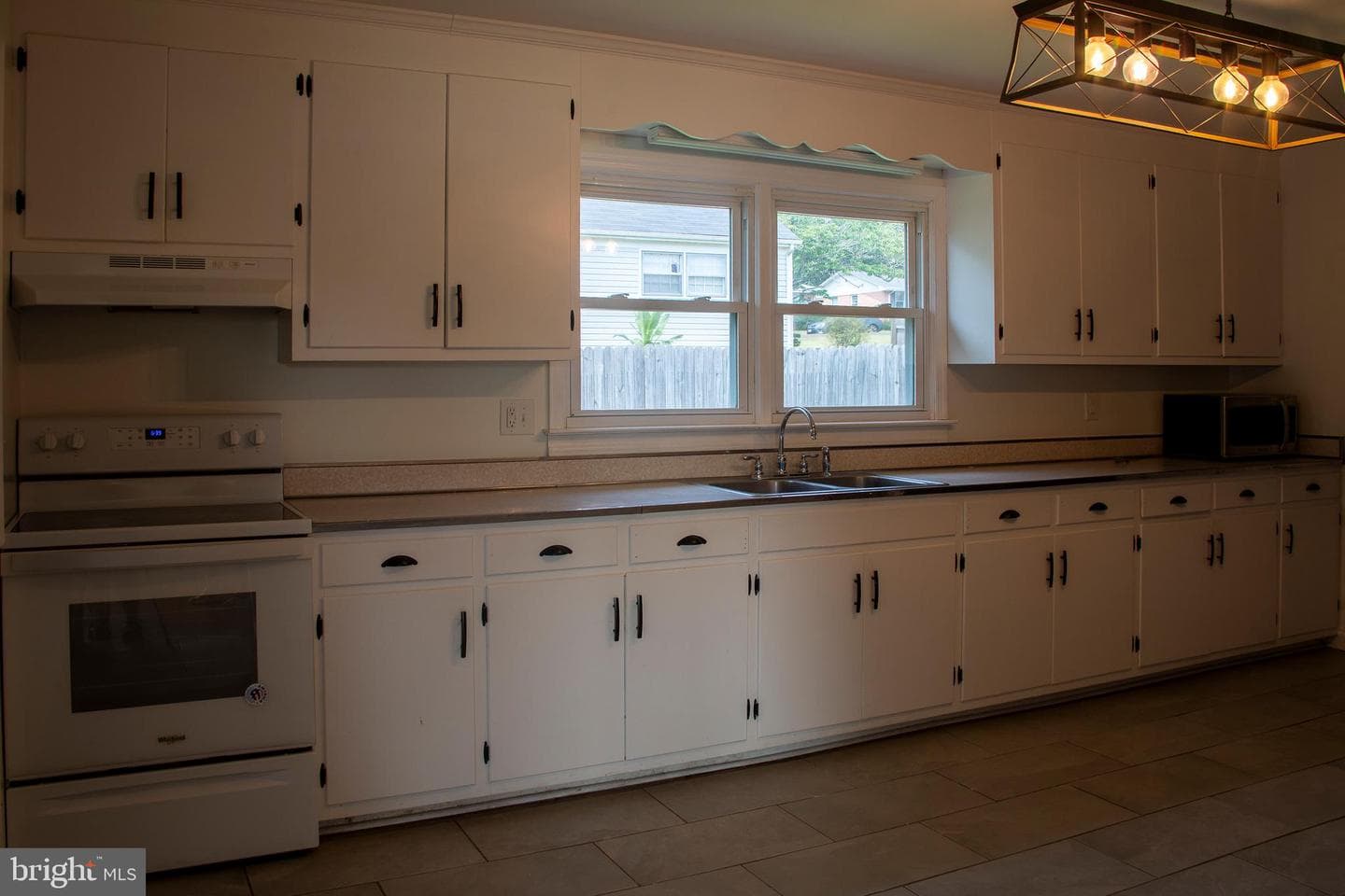 511 Cadmus Dr Drive photo 20