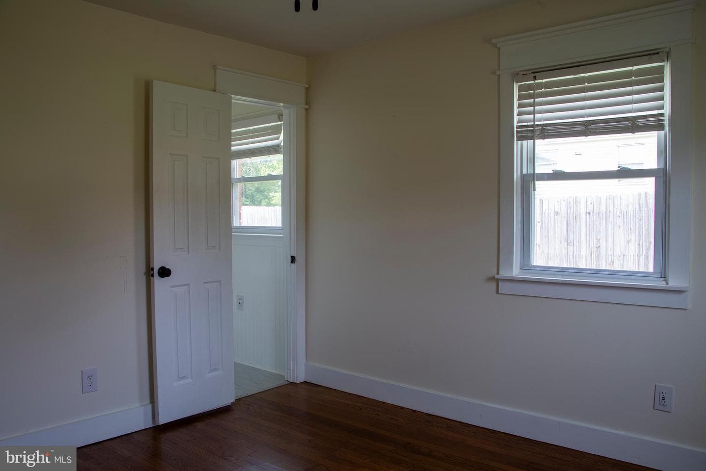 511 Cadmus Dr Drive photo 38