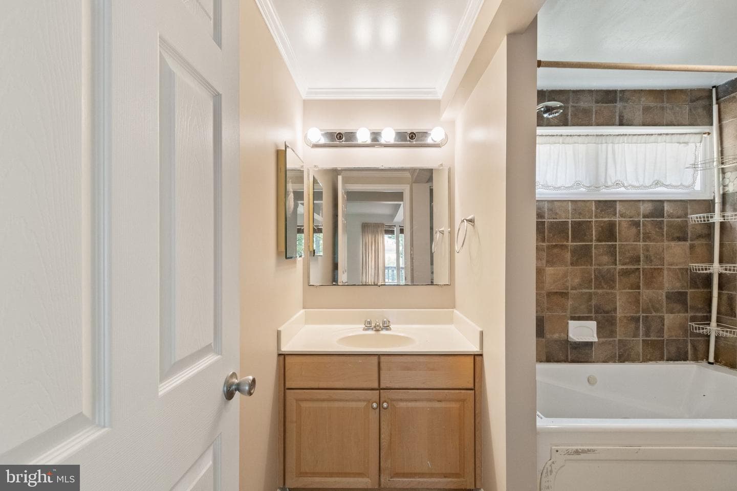 112 Lakeview Parkway photo 35