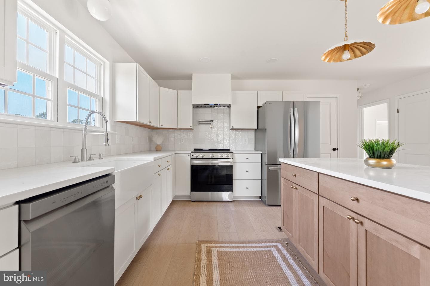 15361 Ridge Road photo 9