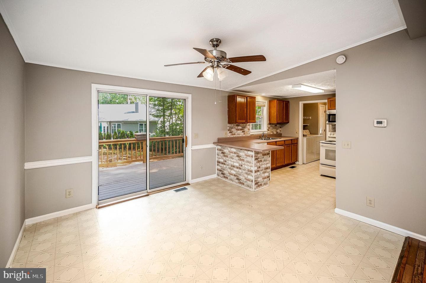 106 Edgehill Drive photo 11