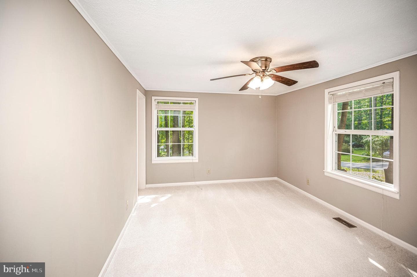 106 Edgehill Drive photo 17