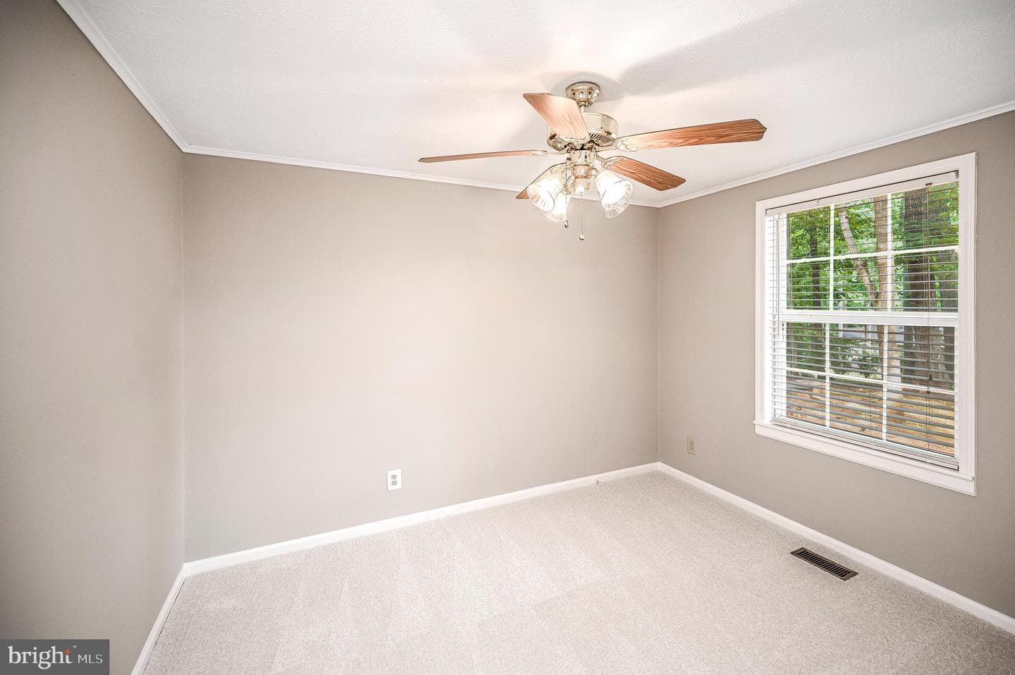 106 Edgehill Drive photo 25