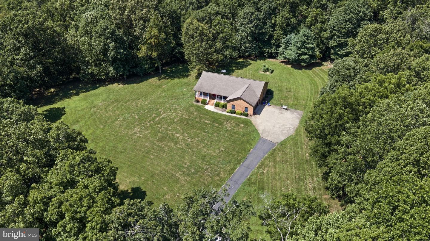 8350 Rapidan Hunt Lane photo 35