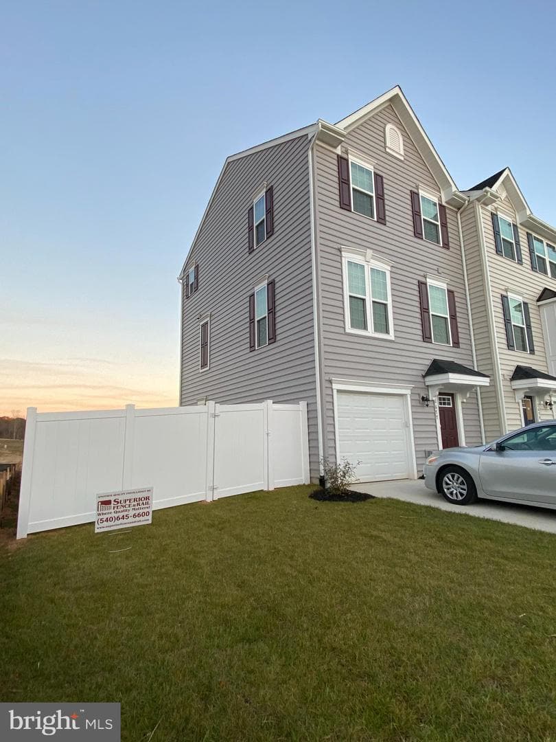 2677 Bears Den Drive photo 1