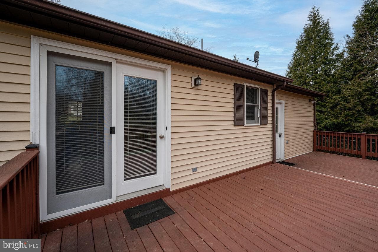 273 Fairview Road photo 37