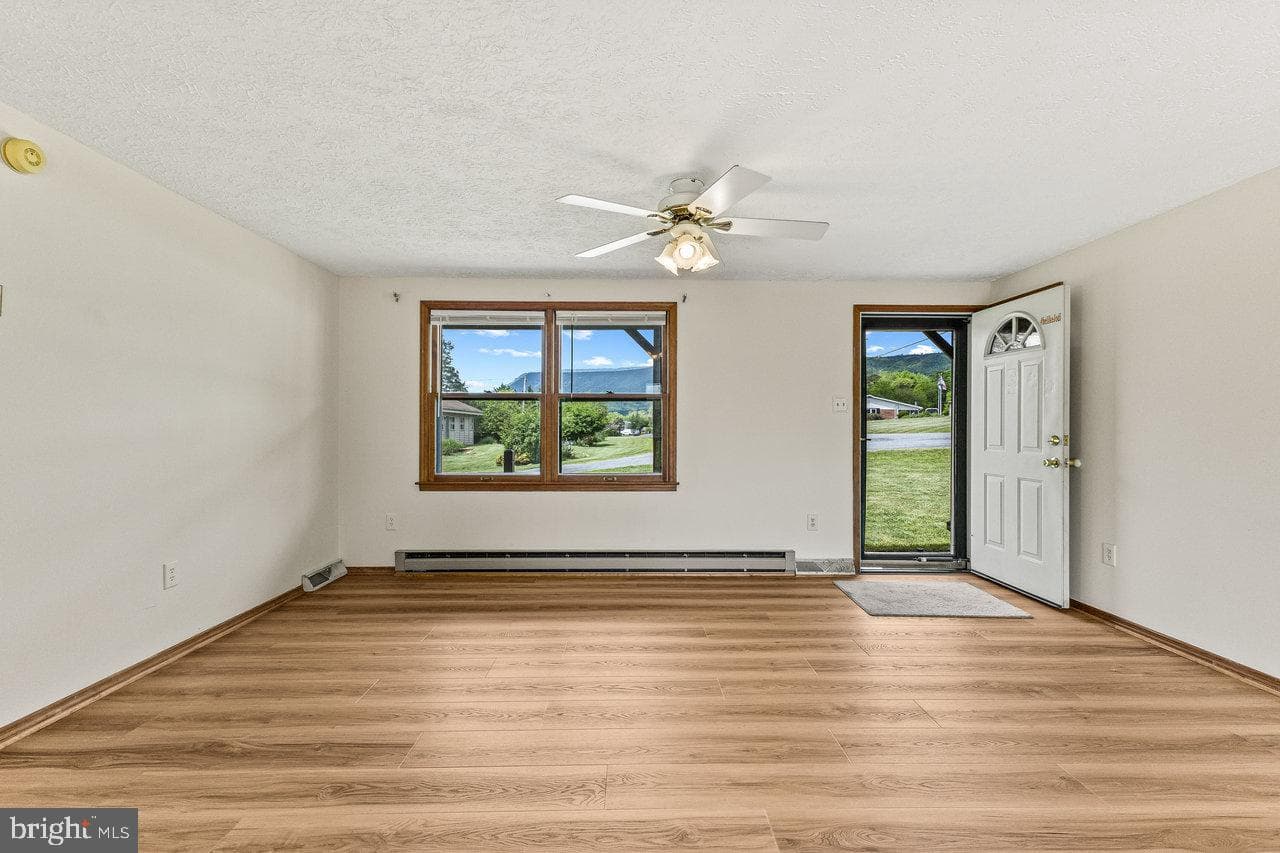 113 Dock Street photo 10