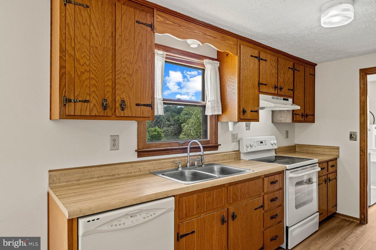 113 Dock Street photo 19