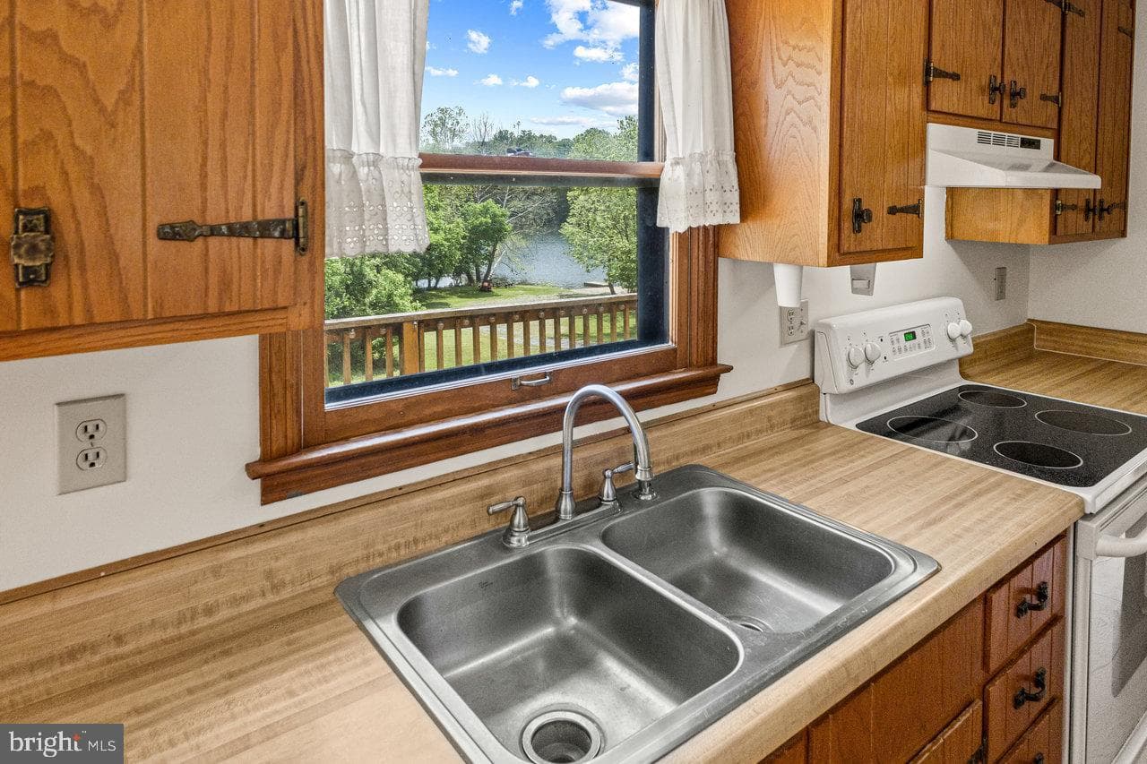 113 Dock Street photo 21
