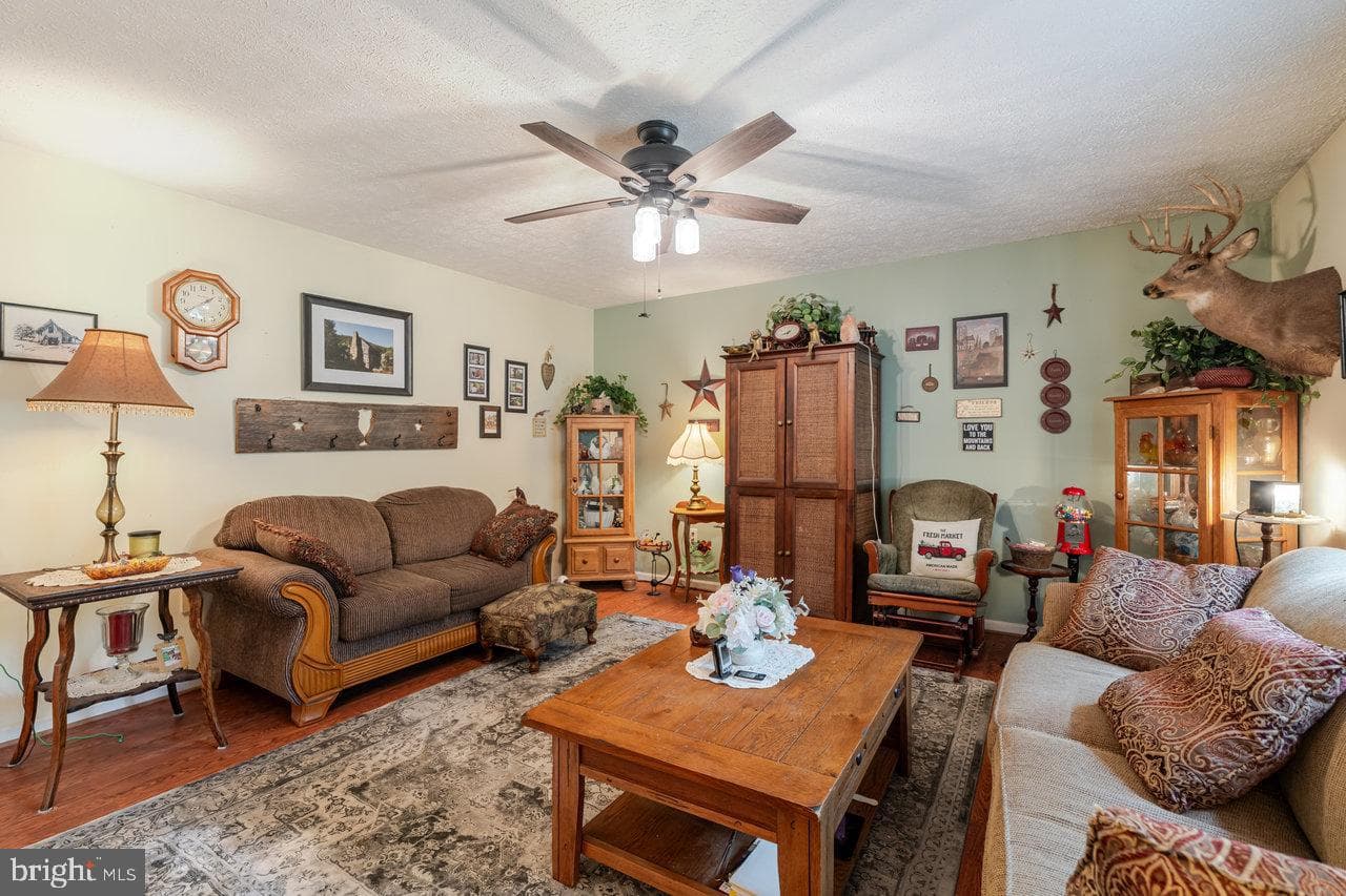 142 Whippoorwill Lane photo 9