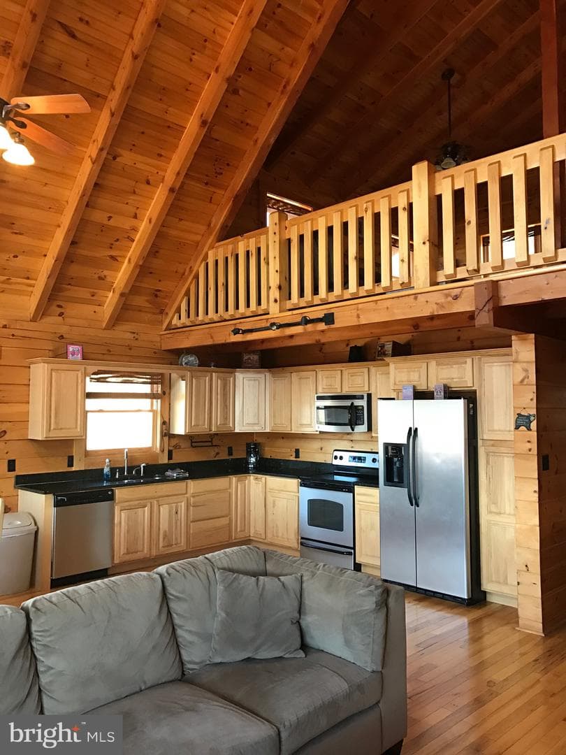 205 Meadow Hill Lane photo 35